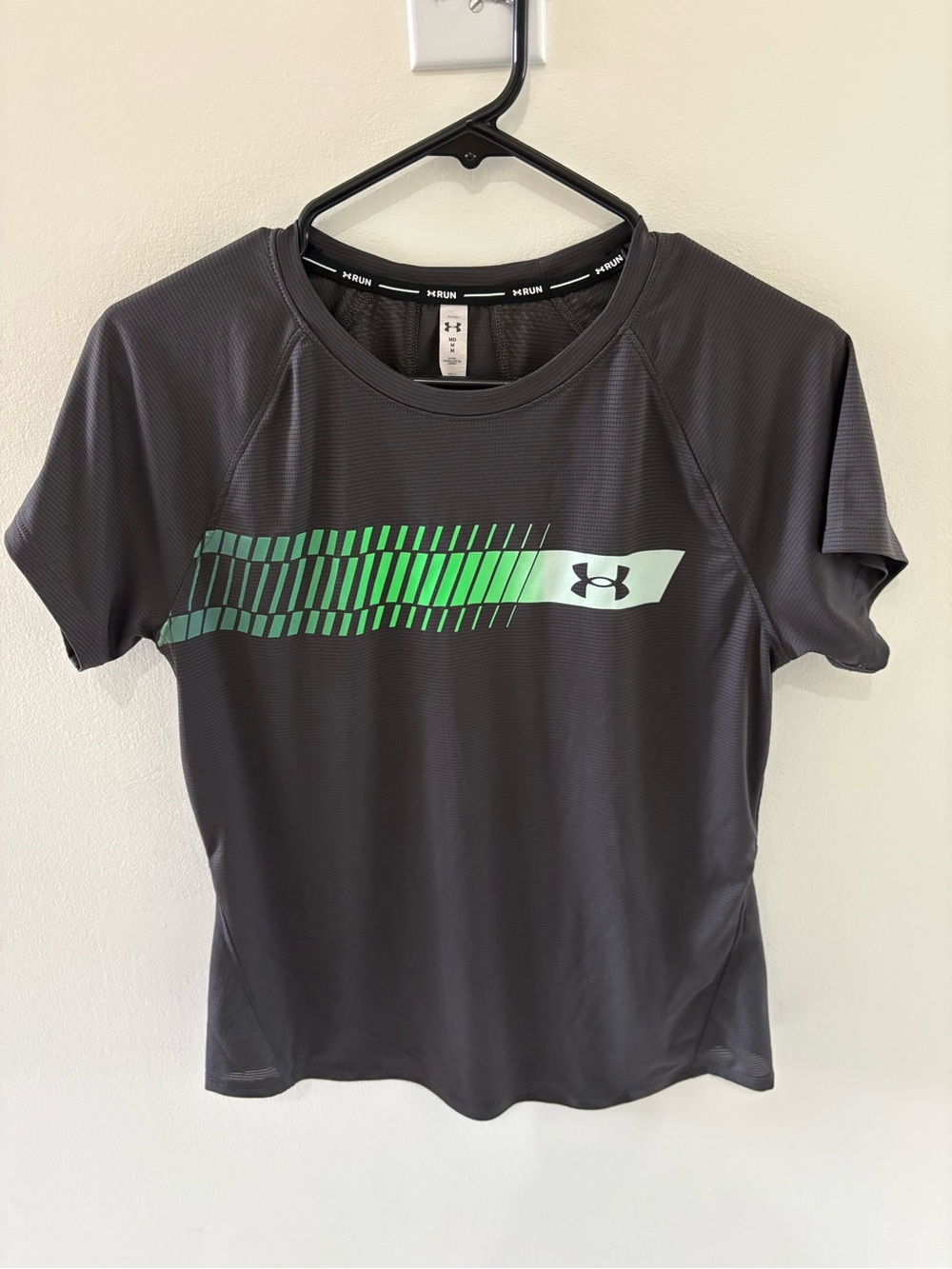 Under Armour Women’s Charcoal Gray Short-Sleeve Tee with Green Gradient Graphic